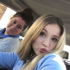 Meet your Posher, Felicity